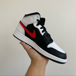 Jordan 1 Mid 
White Black Chile Red